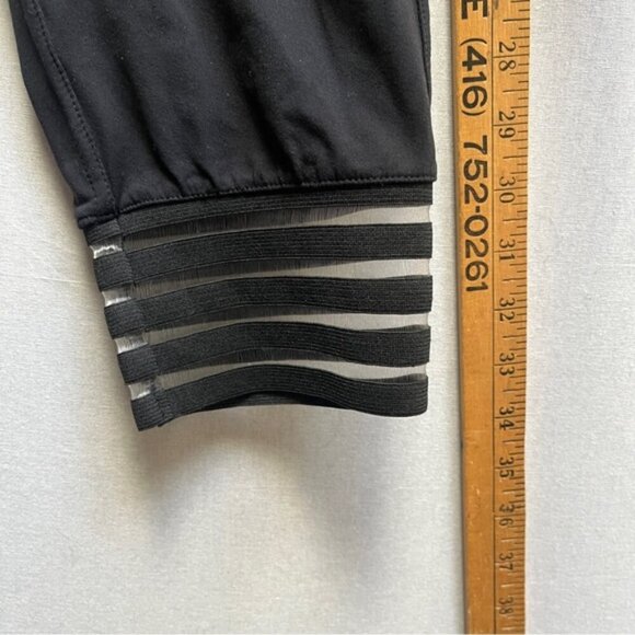 Titika active athletic jogger leggings Sz M - Picture 9 of 9